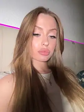 Sweet  Milly online show from May 20, 2026, 5:52 pm