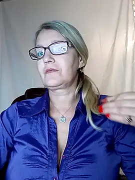 irinamaux online show from January 11, 2025, 9:26 am
