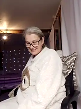 Snapshot of irinamaux chatting on November 2, 2025, 6:21 pm irinamaux online show from November 2, 2025, 6:21 pm