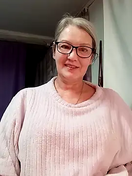 Snapshot of irinamaux chatting on February 12, 2026, 11:55 pm irinamaux online show from February 12, 2026, 11:55 pm