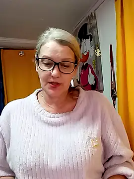 Snapshot of irinamaux chatting on March 29, 2026, 12:05 pm irinamaux online show from March 29, 2026, 12:05 pm