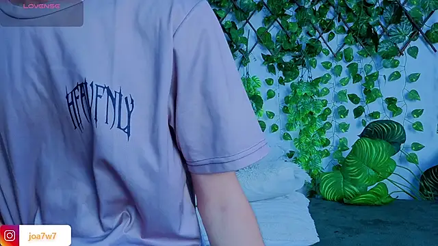 Snapshot of Levii_Ackermann chatting on October 4, 2025, 2:15 pm Levii Ackermann online show from October 4, 2025, 2:15 pm