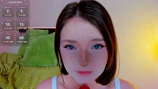 Snapshot of lexxxxxxi chatting on February 14, 2026, 6:37 pm lexxxxxxi online show from February 14, 2026, 6:37 pm