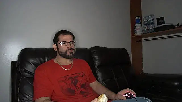 Zander823 online show from March 18, 2026, 3:53 am