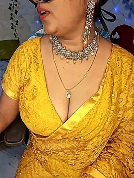 Snapshot of Love_Winss chatting on September 14, 2025, 5:50 am Love Winss online show from September 14, 2025, 5:50 am