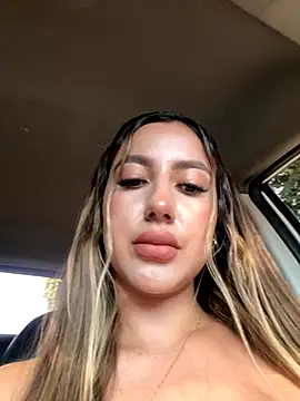 Snapshot of Sarapalmer1 chatting on October 8, 2025, 8:28 pm Sarapalmer1 online show from October 8, 2025, 8:28 pm