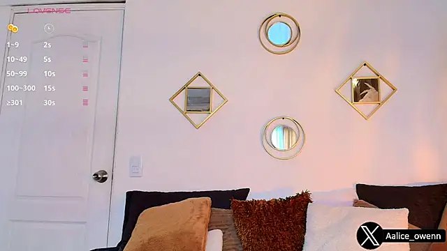 Snapshot of Aliceowenn chatting on September 17, 2025, 9:05 pm Aliceowenn online show from September 17, 2025, 9:05 pm