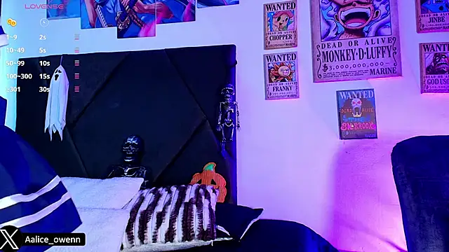 Snapshot of Aliceowenn chatting on October 21, 2025, 9:26 pm Aliceowenn online show from October 21, 2025, 9:26 pm