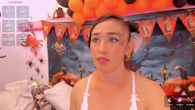 Snapshot of charlotte-11 chatting on October 16, 2025, 4:41 pm charlotte-11 online show from October 16, 2025, 4:41 pm