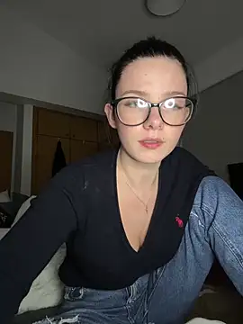 RoxiBlack online show from February 20, 2026, 4:29 pm