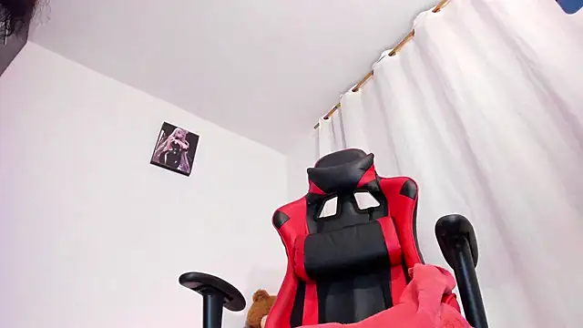 Snapshot of daarklover chatting on February 10, 2025, 4:08 am daarklover online show from February 10, 2025, 4:08 am