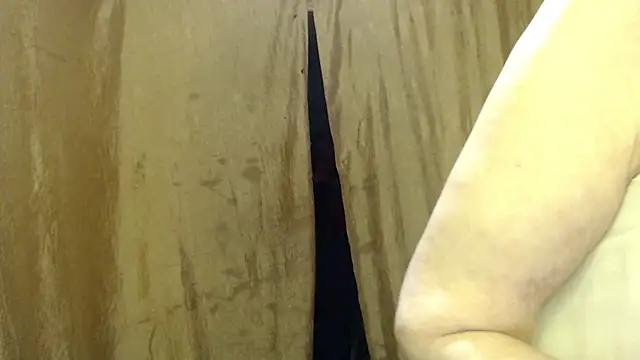 Snapshot of _Estelitta_5 chatting on December 22, 2024, 9:31 pm Estelitta 5 online show from December 22, 2024, 9:31 pm