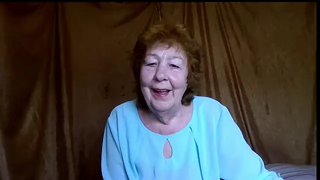  Estelitta 5 online show from June 21, 2026, 11:02 am