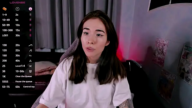 ashleyro1 online show from November 9, 2025, 1:09 pm