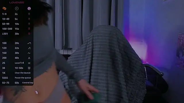 ashleyro1 online show from November 12, 2025, 1:00 pm