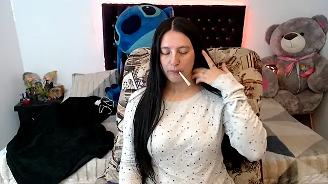 Lorenahot 06 online show from April 16, 2026, 6:41 pm