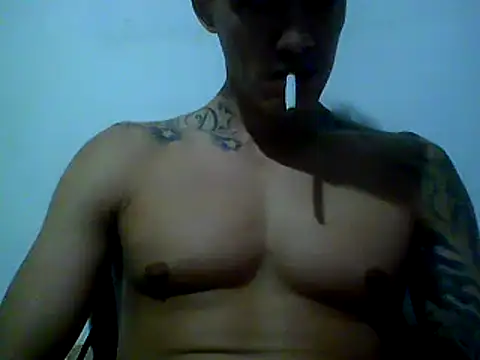 Snapshot of Skater29xx2 chatting on January 15, 2025, 3:39 pm Skater29xx2 online show from January 15, 2025, 3:39 pm