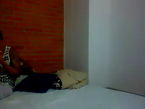 Snapshot of Skater29xx2 chatting on January 21, 2025, 12:57 am Skater29xx2 online show from January 21, 2025, 12:57 am