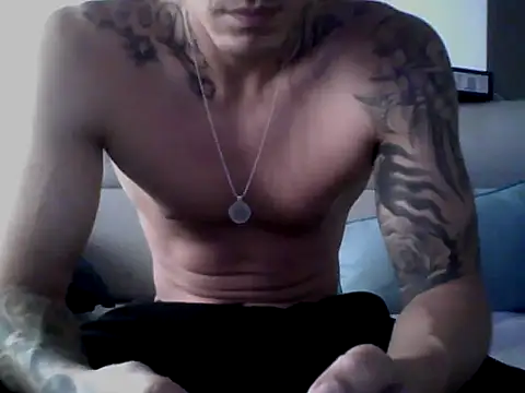 Snapshot of Skater29xx2 chatting on February 11, 2025, 9:56 pm Skater29xx2 online show from February 11, 2025, 9:56 pm