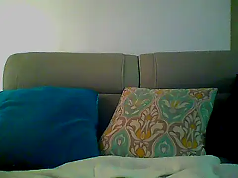 Snapshot of Skater29xx2 chatting on March 5, 2025, 7:49 pm Skater29xx2 online show from March 5, 2025, 7:49 pm