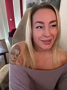 Snapshot of ChristyAdair chatting on January 10, 2025, 2:55 pm ChristyAdair online show from January 10, 2025, 2:55 pm