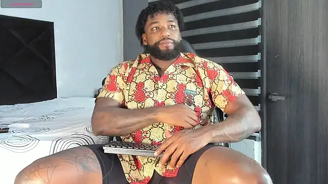 Dancelwashington online show from November 14, 2025, 11:13 pm