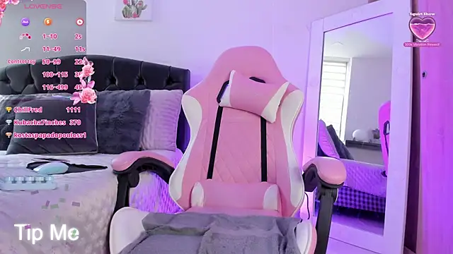 Amaranthaa1 online show from March 9, 2025, 4:11 pm