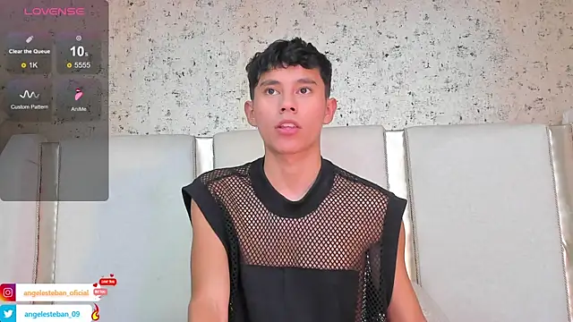 Angel esteban fx online show from February 15, 2025, 3:52 am