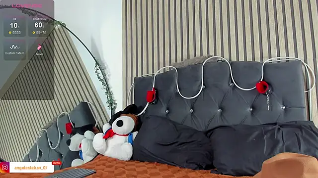 Angel esteban fx online show from February 4, 2026, 7:09 pm