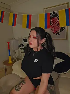 freya bella  online show from June 26, 2026, 6:18 am