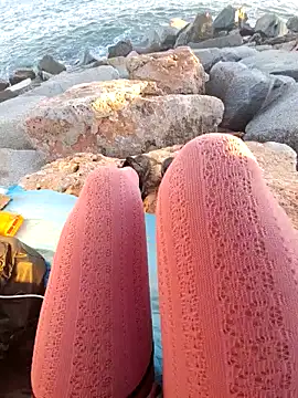 Snapshot of SexyErola27 chatting on December 15, 2024, 3:53 pm SexyErola27 online show from December 15, 2024, 3:53 pm