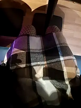 Snapshot of SexyErola27 chatting on December 19, 2024, 3:52 pm SexyErola27 online show from December 19, 2024, 3:52 pm