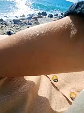 Snapshot of SexyErola27 chatting on January 30, 2025, 9:57 am SexyErola27 online show from January 30, 2025, 9:57 am