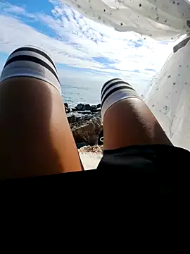 Snapshot of SexyErola27 chatting on February 9, 2025, 12:30 pm SexyErola27 online show from February 9, 2025, 12:30 pm