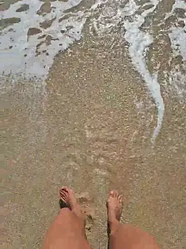 Snapshot of SexyErola27 chatting on October 31, 2025, 10:05 am SexyErola27 online show from October 31, 2025, 10:05 am