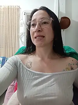 Snapshot of emilypoppy3 chatting on June 5, 2026, 8:03 pm emilypoppy3 online show from June 5, 2026, 8:03 pm