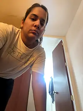 DeboraEvans online show from October 29, 2025, 3:25 pm