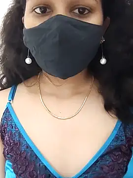 Angleannie online show from October 8, 2025, 7:55 pm