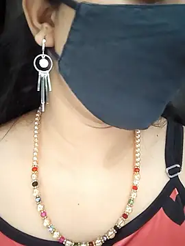 Angleannie online show from January 9, 2026, 6:53 pm