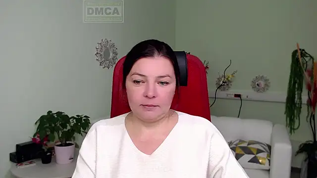 Lily flower7 online show from October 20, 2025, 4:57 am