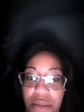 Snapshot of samone9 chatting on May 3, 2026, 2:39 am samone9 online show from May 3, 2026, 2:39 am
