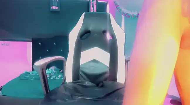 rosedewitt online show from January 24, 2025, 5:21 pm