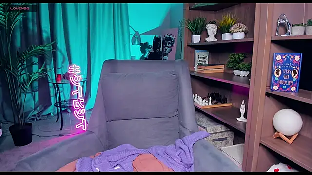 Snapshot of MelissaTetris chatting on December 7, 2024, 12:35 pm MelissaTetris online show from December 7, 2024, 12:35 pm