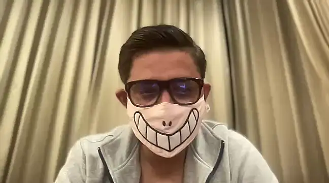 Snapshot of slavekinky001 chatting on December 31, 2024, 8:56 pm slavekinky001 online show from December 31, 2024, 8:56 pm