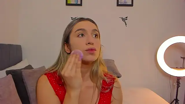 im sarah34 online show from October 3, 2025, 6:49 pm