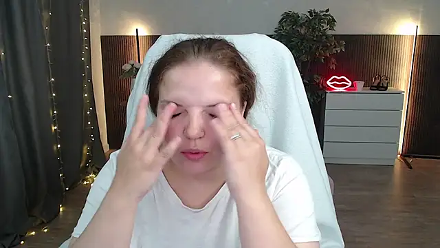 Snapshot of Crazyy_girl_ chatting on June 26, 2026, 3:00 am Crazyy girl online show from June 26, 2026, 3:00 am