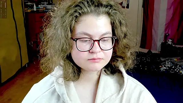 Sashy Way online show from October 11, 2025, 8:29 pm