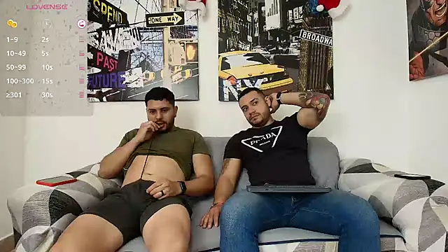 Snapshot of hott_dicks chatting on December 27, 2024, 1:39 pm hott dicks online show from December 27, 2024, 1:39 pm