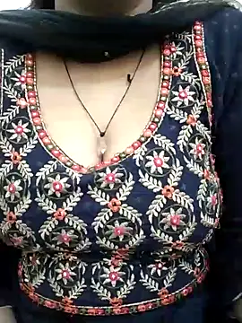 Cute nidhi online show from December 21, 2024, 8:18 am