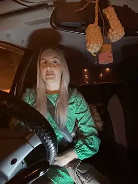 Snapshot of MerlinDave chatting on December 13, 2024, 1:48 am MerlinDave online show from December 13, 2024, 1:48 am